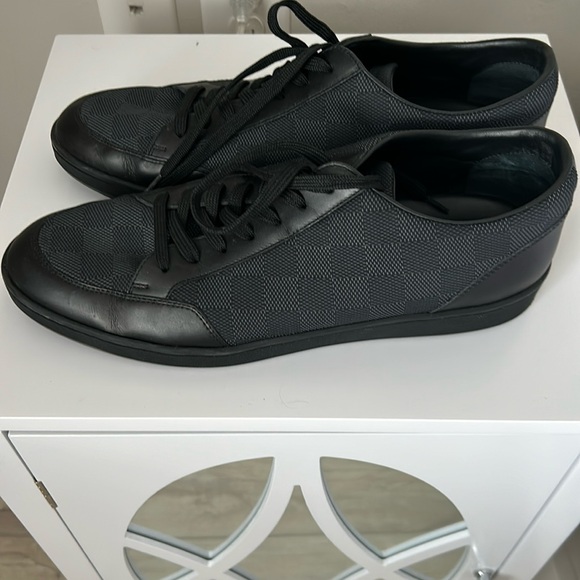 Men’s Louis Vuitton Shoes. size 9. Worn maybe 10 times. - Picture 1 of 6